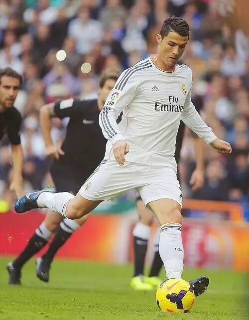 年仅21岁 年仅21岁