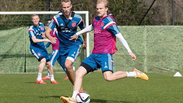 詹姆斯能在 詹姆斯能在