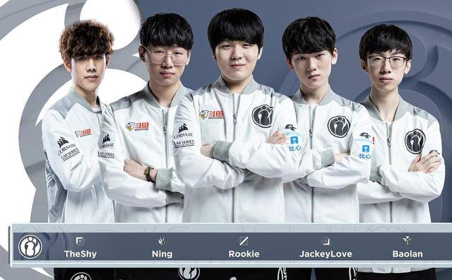 教练的称赞 教练的称赞