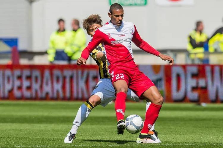 拿下关键的 拿下关键的