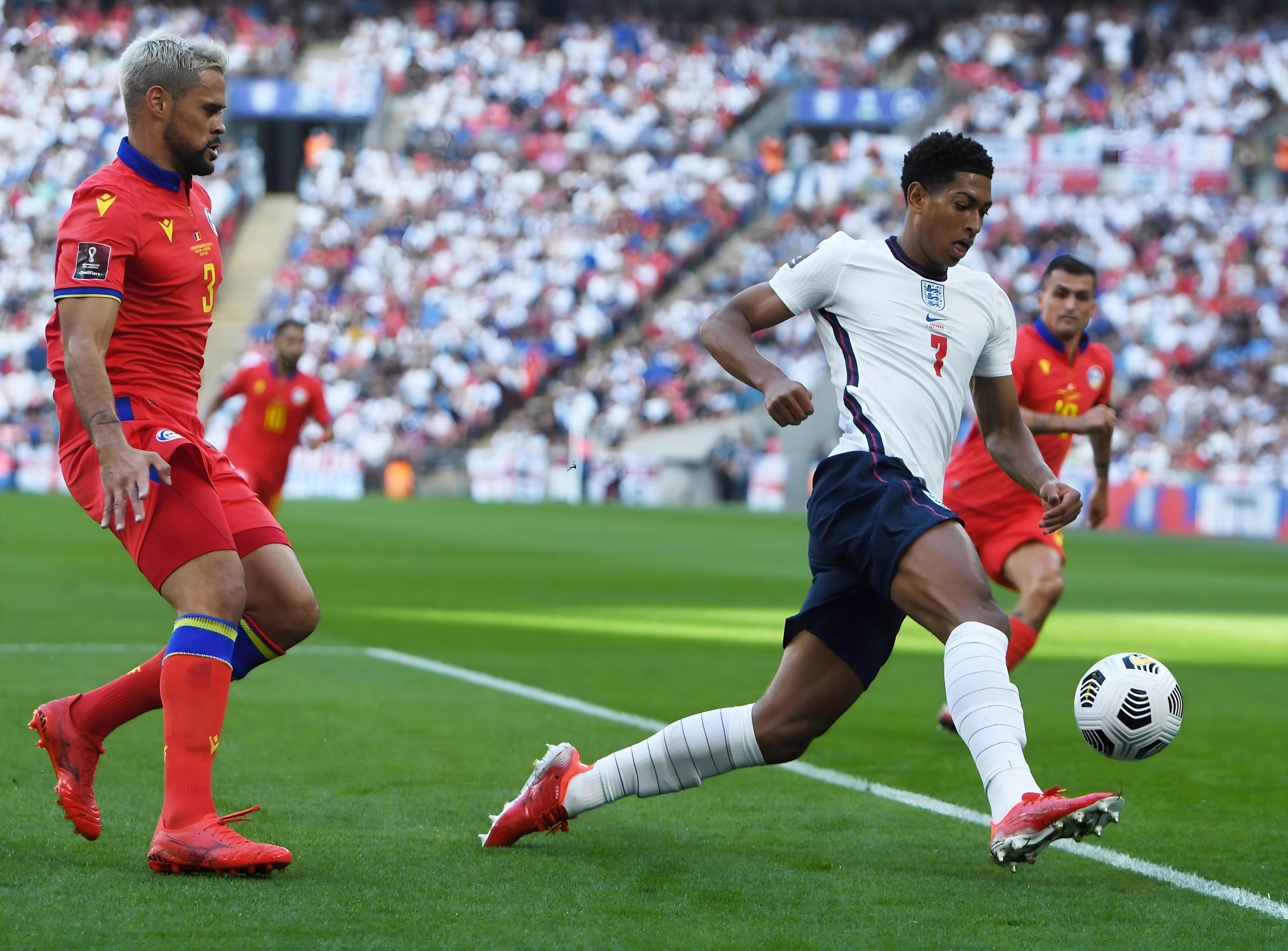 技巧兼备的 技巧兼备的