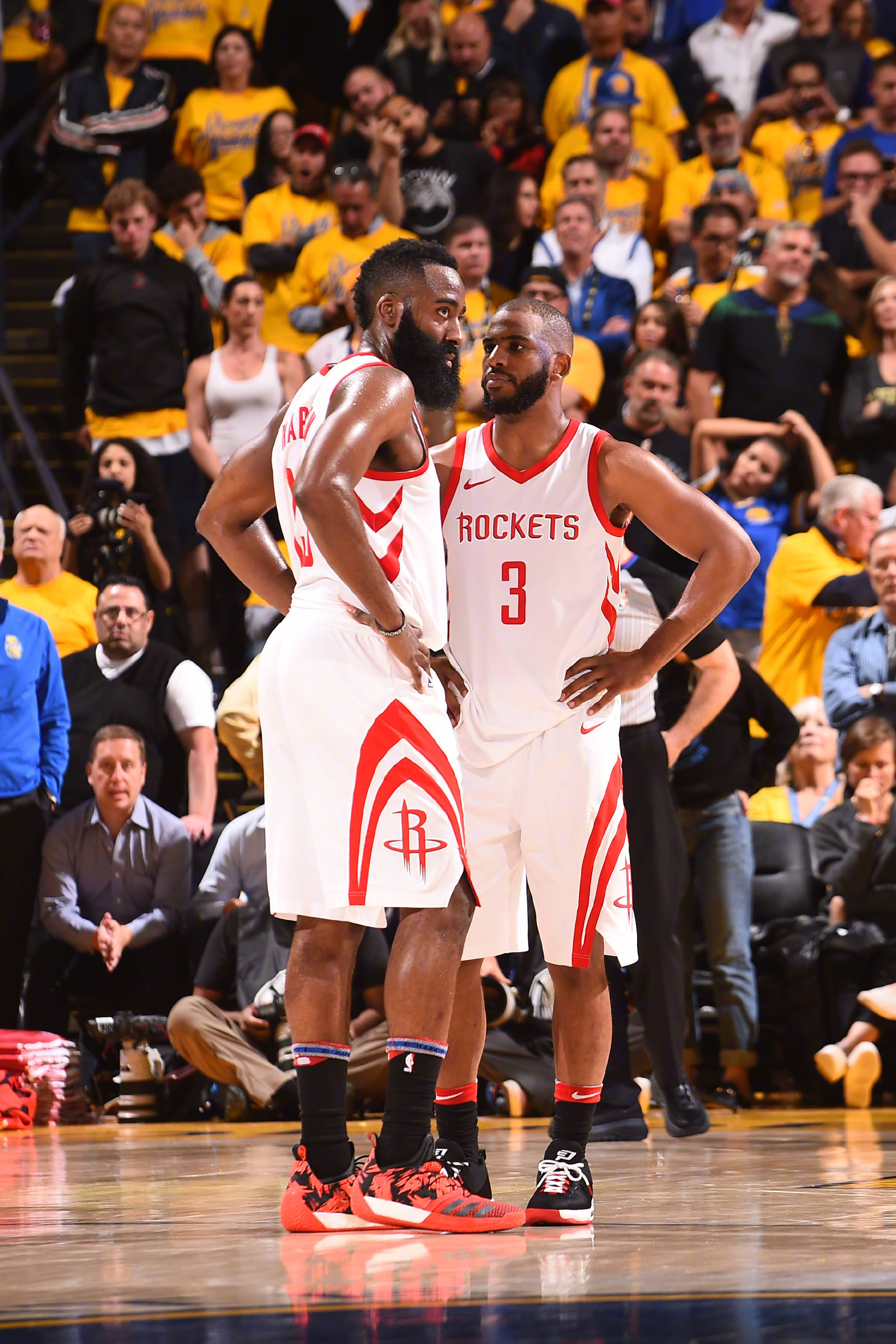 许多专家与 许多专家与