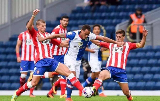 2落后的情 2落后的情