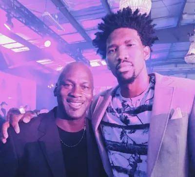 加盟洛杉矶 加盟洛杉矶